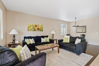 488 E Diamond Trail in San Tan Valley, AZ - Building Photo - Building Photo