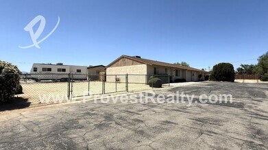 12780 Redwing Rd in Apple Valley, CA - Building Photo - Building Photo