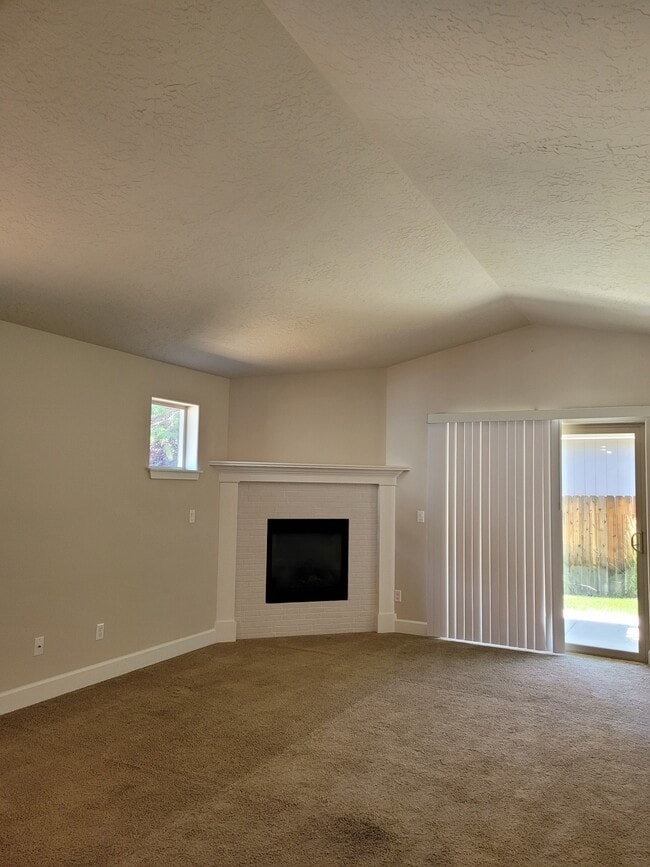 3170 NE Coho St in Bend, OR - Building Photo - Building Photo