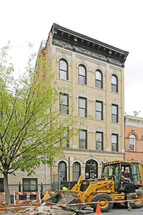 7 Ridgewood Pl in Brooklyn, NY - Building Photo