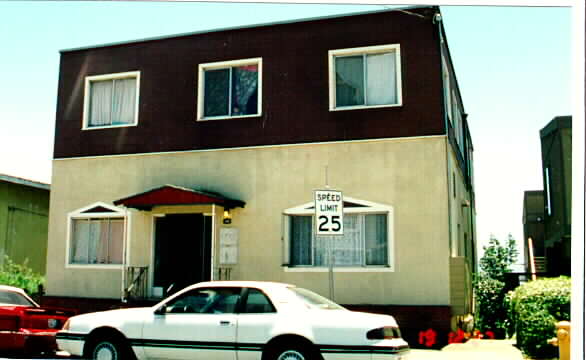 473 Baden Ave in South San Francisco, CA - Building Photo