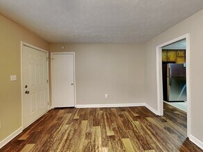 1811 Wendell Way in Morrow, GA - Building Photo - Building Photo