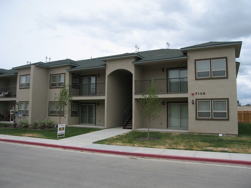 Charter Pointe Apartments in Boise, ID - Building Photo - Building Photo