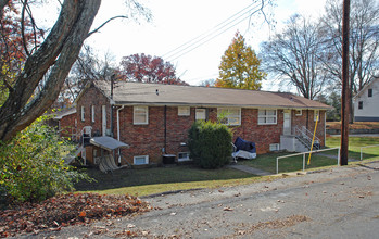 400 Watauga Dr in Knoxville, TN - Building Photo - Building Photo