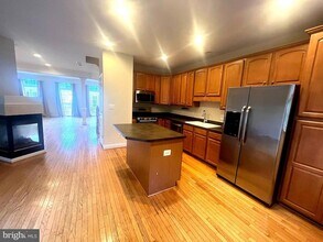 607 Battery Terrace NE in Leesburg, VA - Building Photo - Building Photo