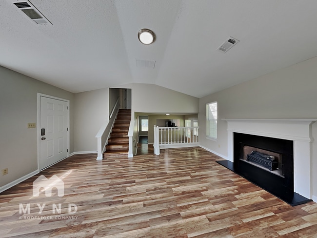 206 Brandon Ridge Cir in Stockbridge, GA - Building Photo - Building Photo