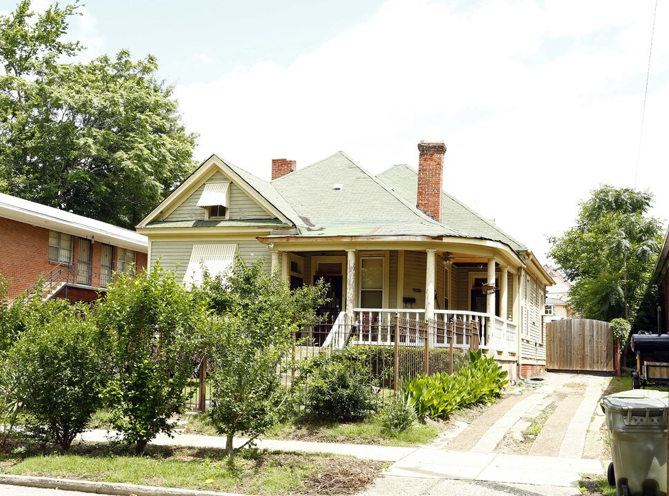 1640 Monroe Ave in Memphis, TN - Foto de edificio