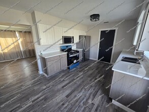 3103 Lois Pl in Highland, IN - Building Photo - Building Photo