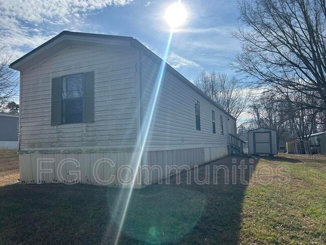 1754 Zion Rd in Morganton, NC - Building Photo - Building Photo