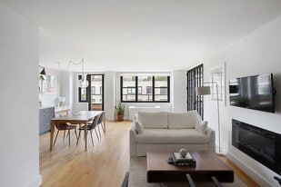 315 W 57th St in New York, NY - Building Photo