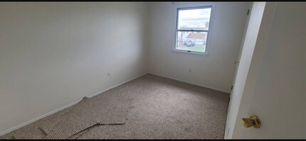 40 Buchanan Ave, Unit Buchanan in Amityville, NY - Foto de edificio - Building Photo