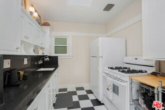 431 Linnie Canal in Los Angeles, CA - Building Photo - Building Photo
