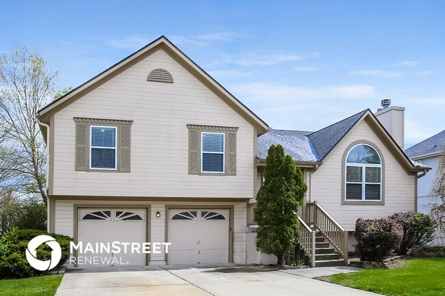 property at 1221 Rosehill Dr