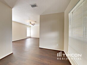 7022 Sandy Knolls Dr in Spring, TX - Building Photo - Building Photo