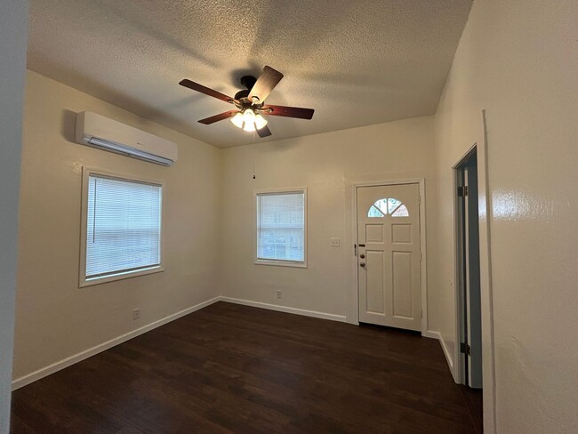 1544 Montgomery St in Oroville, CA - Building Photo - Building Photo