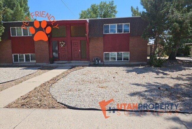 property at 39 W 600 N St