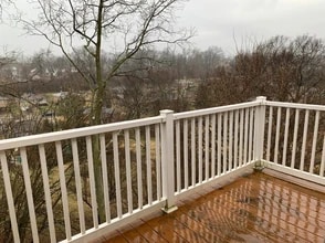 4563 Foley Rd, Unit 12 in Cincinnati, OH - Foto de edificio - Building Photo