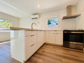 1215 NE 17th Ave in Fort Lauderdale, FL - Building Photo - Building Photo