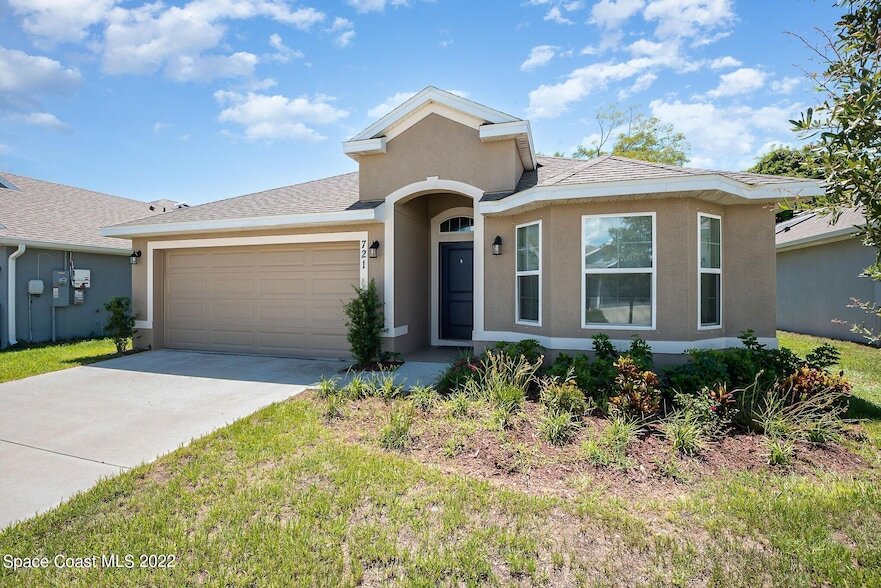 721 Tupelo Cir in Cocoa, FL - Building Photo