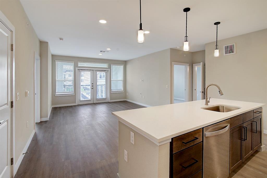 20130 Schiel Rd in Cypress, TX - Building Photo