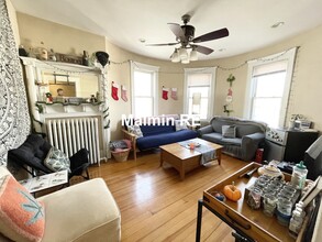 24 Willis St, Unit 2 in Boston, MA - Building Photo - Building Photo
