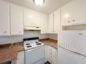 73600 San Gorgonio Way in Palm Desert, CA - Building Photo - Building Photo
