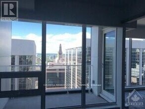 199 Slater St. in Ottawa, ON - Building Photo - Building Photo