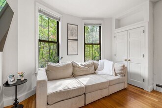 20 Concord Sq, Unit 2 in Boston, MA - Building Photo - Building Photo