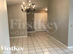 1771 Gatewood Dr in Deltona, FL - Foto de edificio - Building Photo