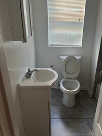 1726 E Lafayette Ave photo'