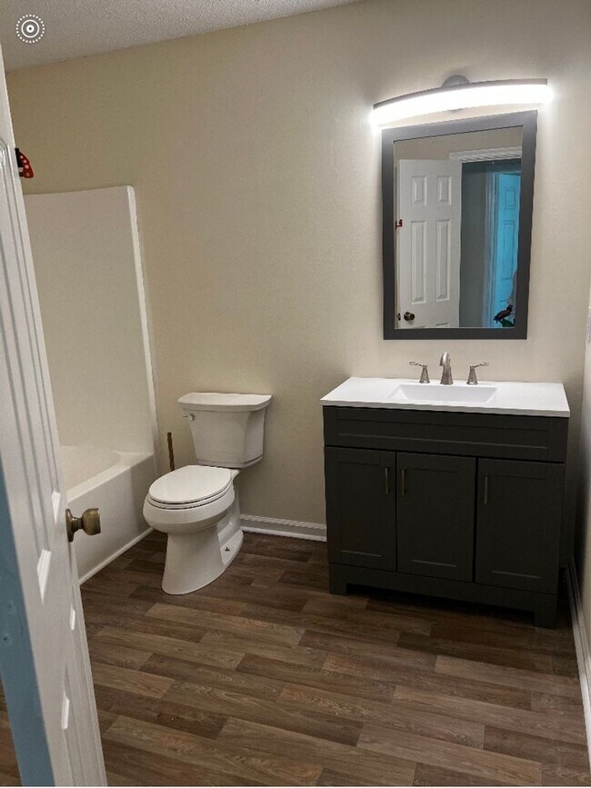 4228 Edith Ln in Greensboro, NC - Building Photo - Building Photo