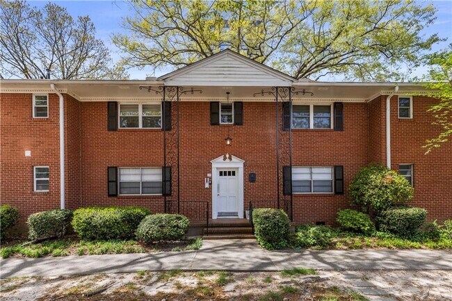 property at 3660 Peachtree Rd NE