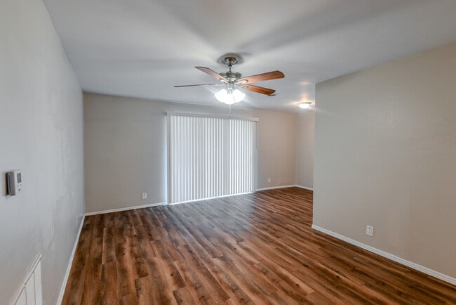 900 Thompson St in Jacksonville, AR - Building Photo - Building Photo