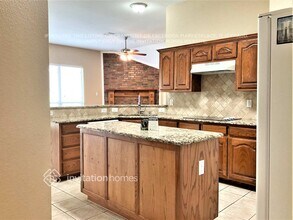 2730 Beacon Hill Dr in Rockwall, TX - Building Photo - Building Photo