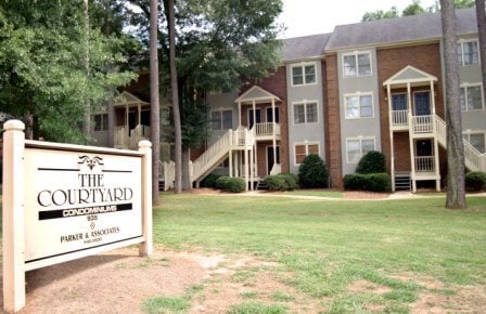 property at 935 Baxter St