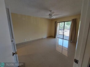 1248 S Military Trail-Unit -1721 in Deerfield Beach, FL - Building Photo - Building Photo