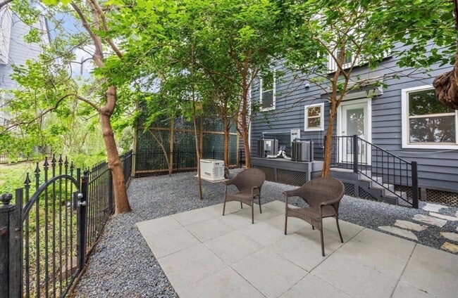 1230 W 25th St in Houston, TX - Building Photo - Building Photo