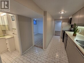 19 Orley Ave in Toronto, ON - Building Photo - Building Photo