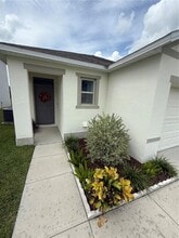 3175 Timber Hawk Cir in Ocoee, FL - Building Photo - Building Photo