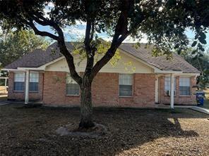 768 Heritage in Eagle Lake, TX - Building Photo