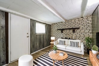 6917 Sayler Ave in Cincinnati, OH - Building Photo - Building Photo