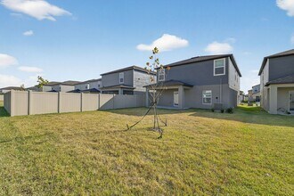 8432 Sea Ray Run in Parrish, FL - Building Photo - Building Photo