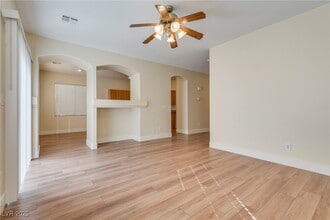 8079 Duneville St in Las Vegas, NV - Building Photo - Building Photo