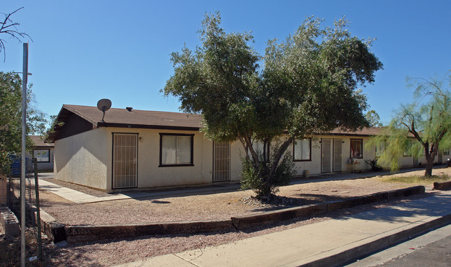 Wallace Avenue Apartments in Phoenix, AZ - Building Photo - Building Photo