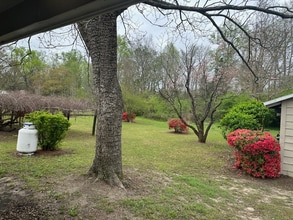 869 Lombardy Village Rd in Shannon, NC - Building Photo - Building Photo