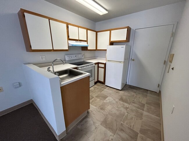 City View Senior Apartments in Taunton, MA - Foto de edificio - Building Photo