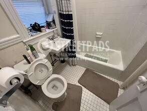 29 Park Dr in Boston, MA - Building Photo - Building Photo