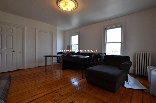 27 Pratt St | Rentals in Boston, MA