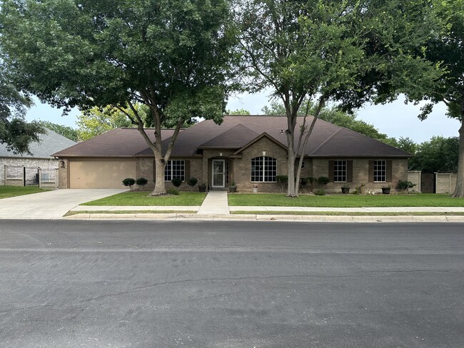 property at 1604 Canyon Oak