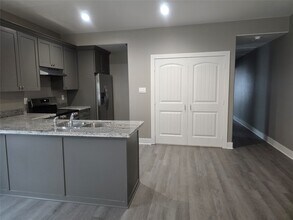 3516 B Hunnicutt St in Dayton, TX - Building Photo - Building Photo